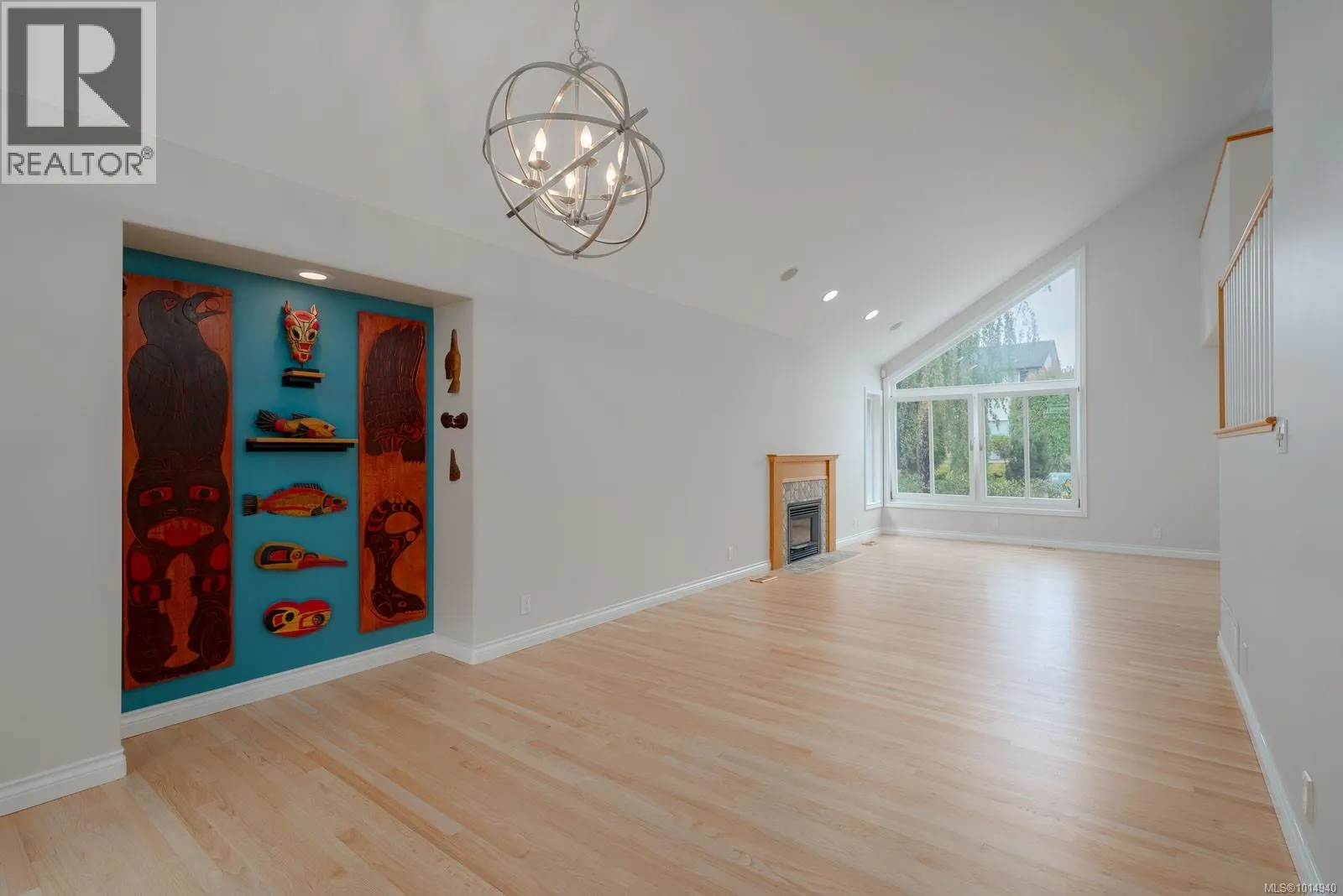 2380 Westhill Pl