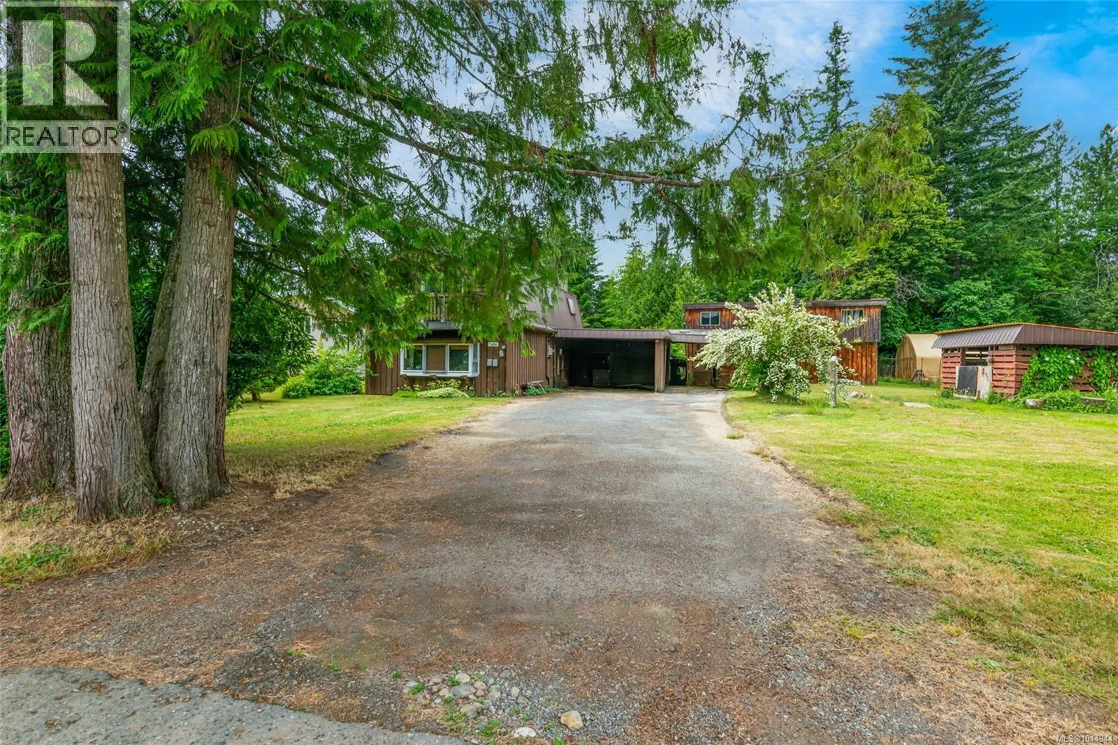 7878 Wardrop Rd