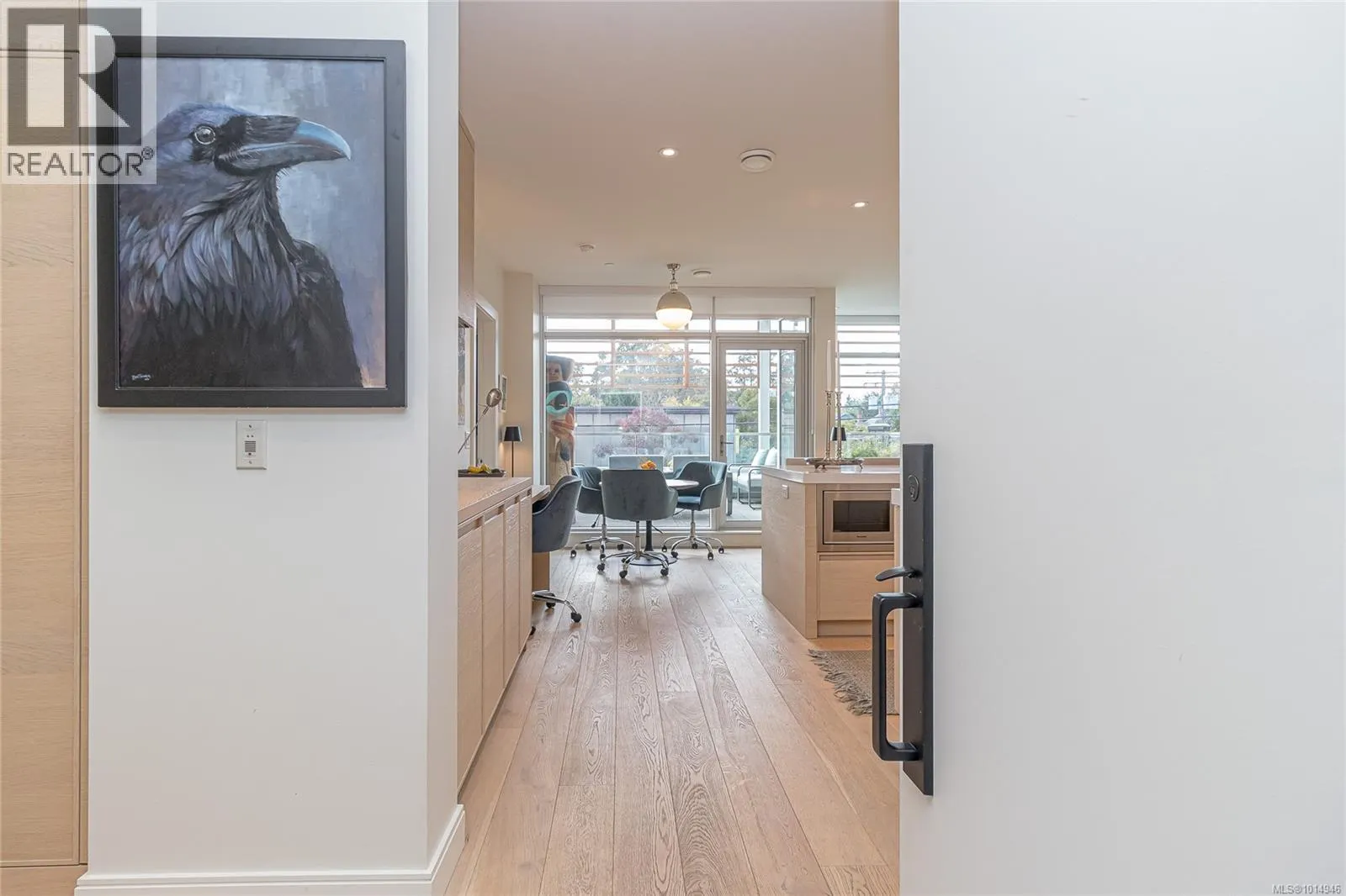 209 1916 Oak Bay Ave