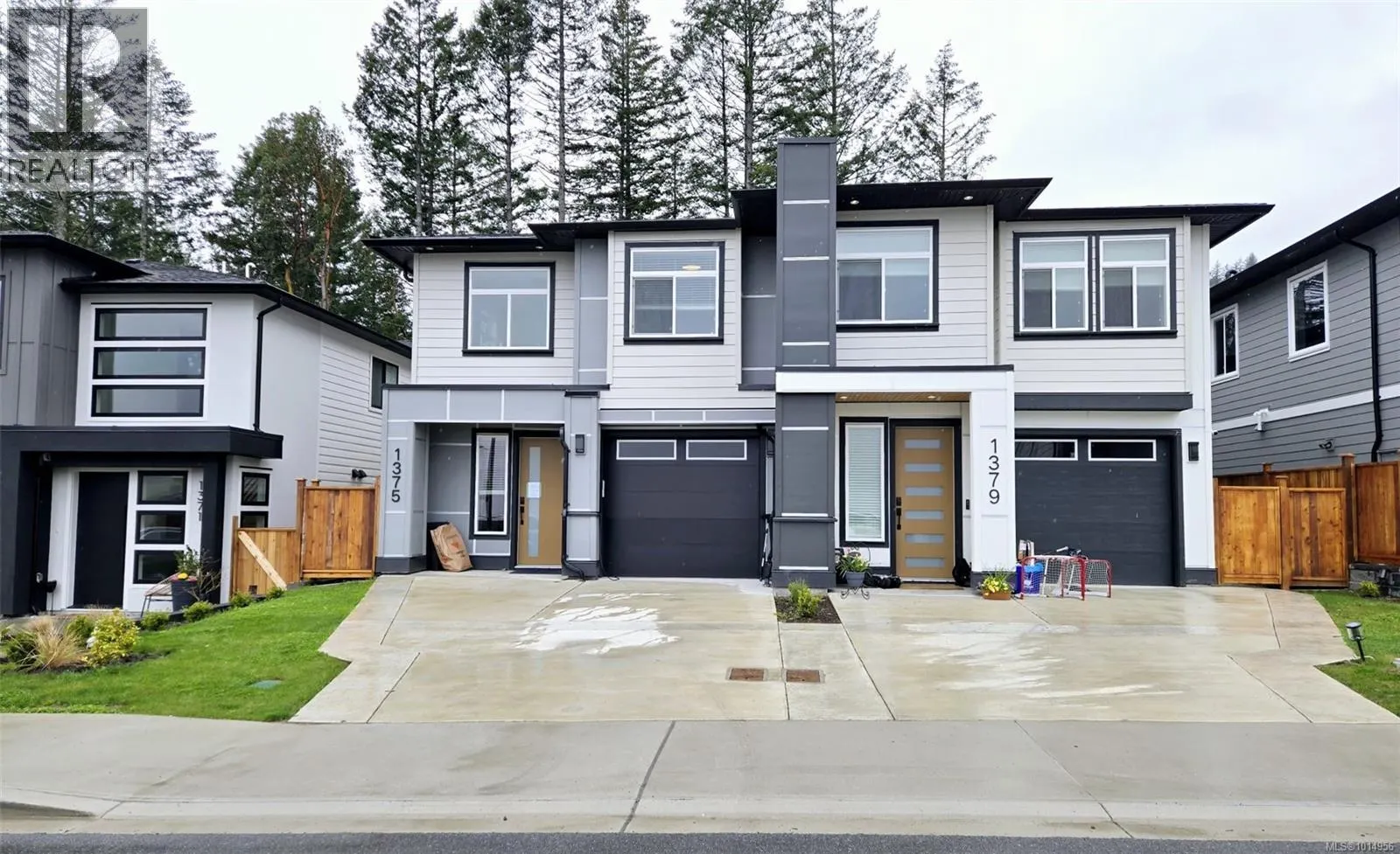 1375 Sandstone Lane
