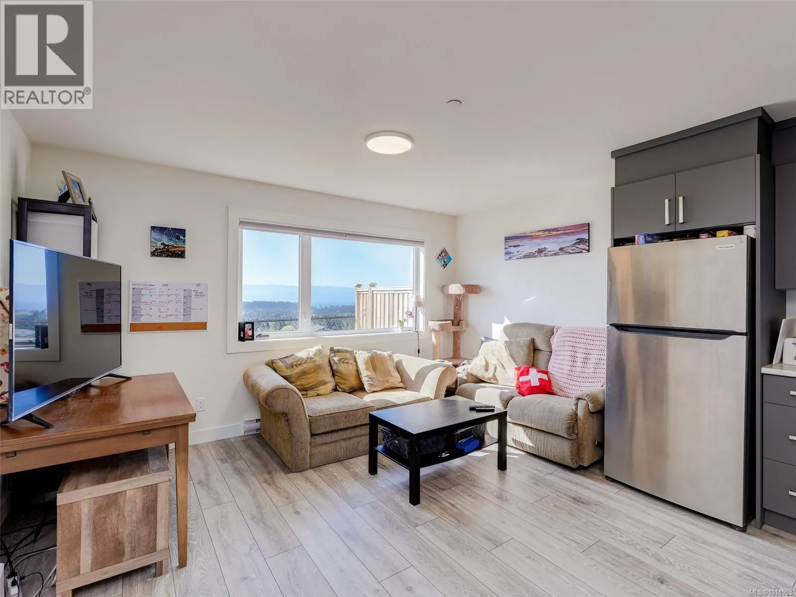 2311 Hudson Terr
