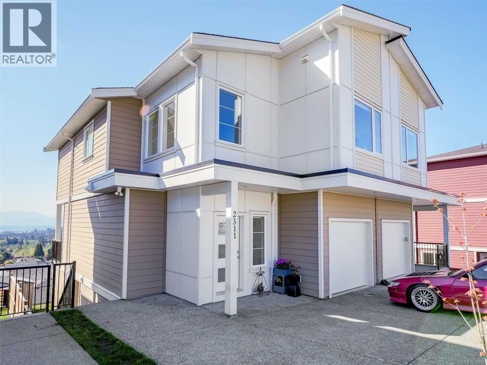 2311 Hudson Terr