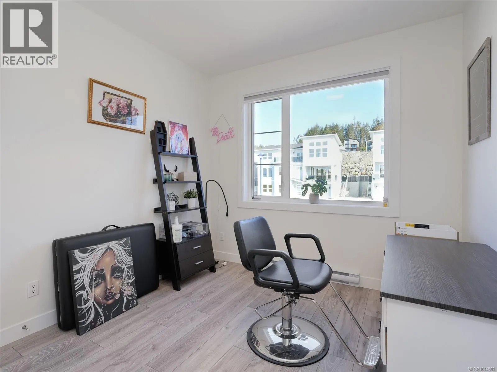 2311 Hudson Terr