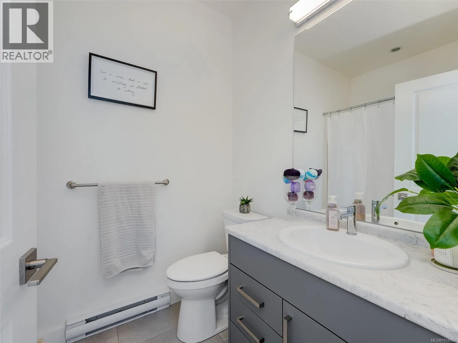 2311 Hudson Terr