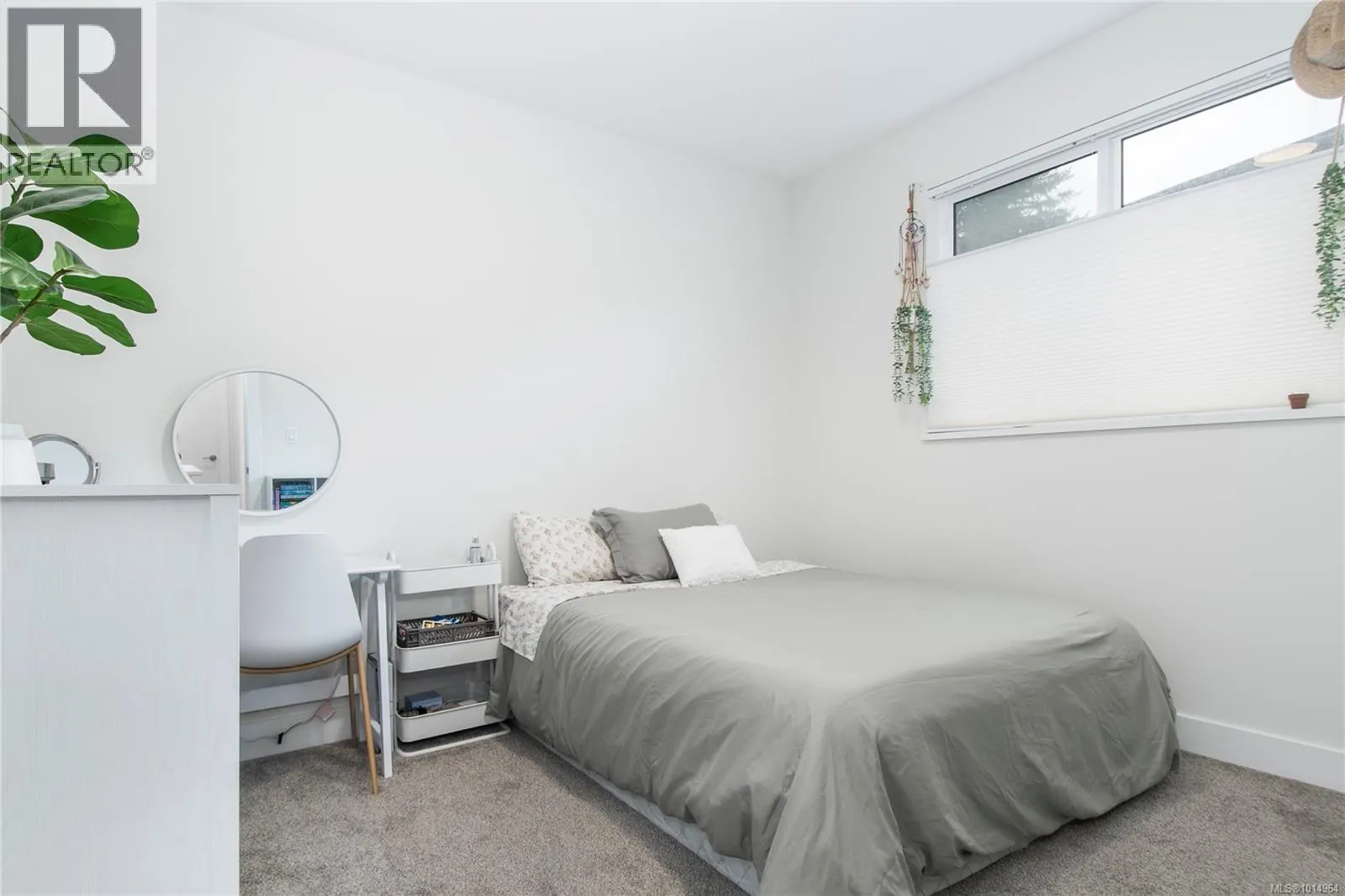 15 200 Nikola Rd