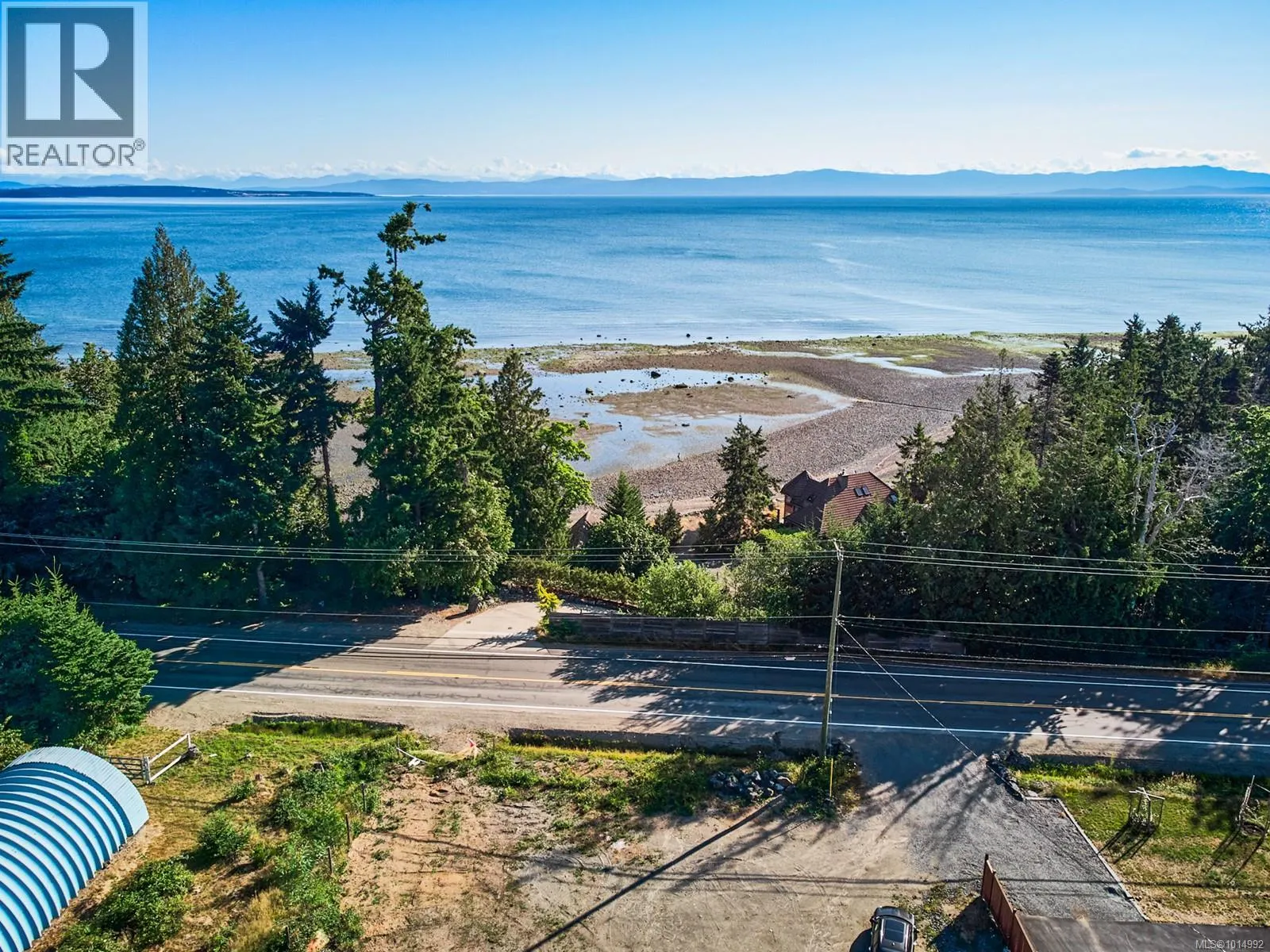 6632 Island Hwy W