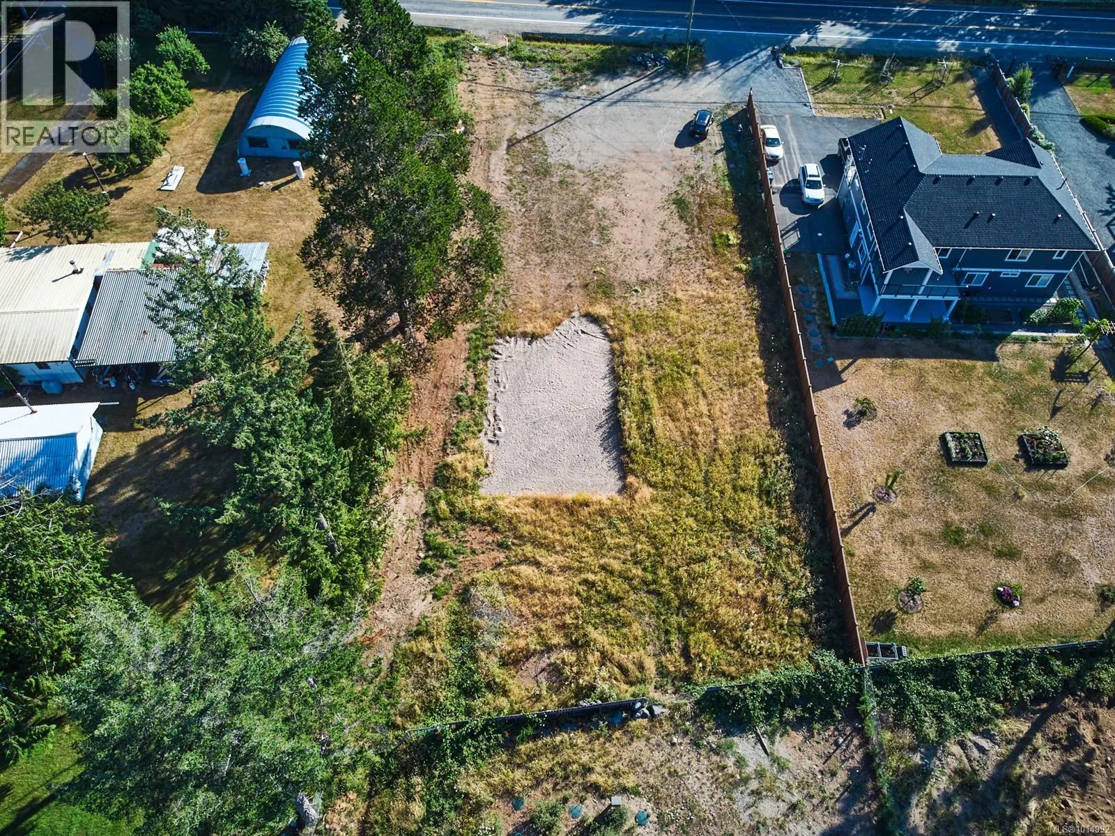 6632 Island Hwy W