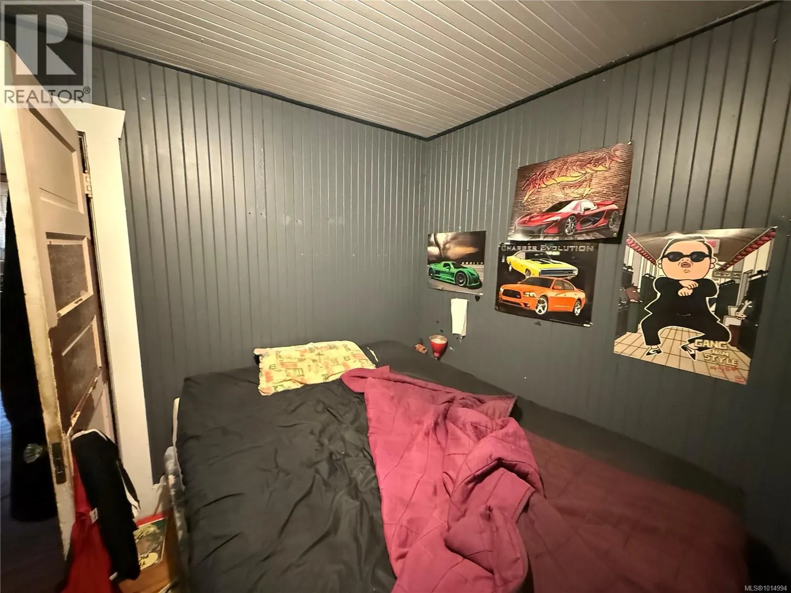 10667 Cedar Dr