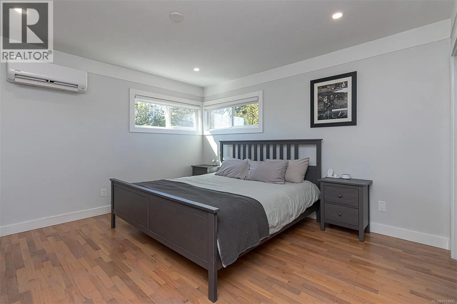 596 Peto Pl