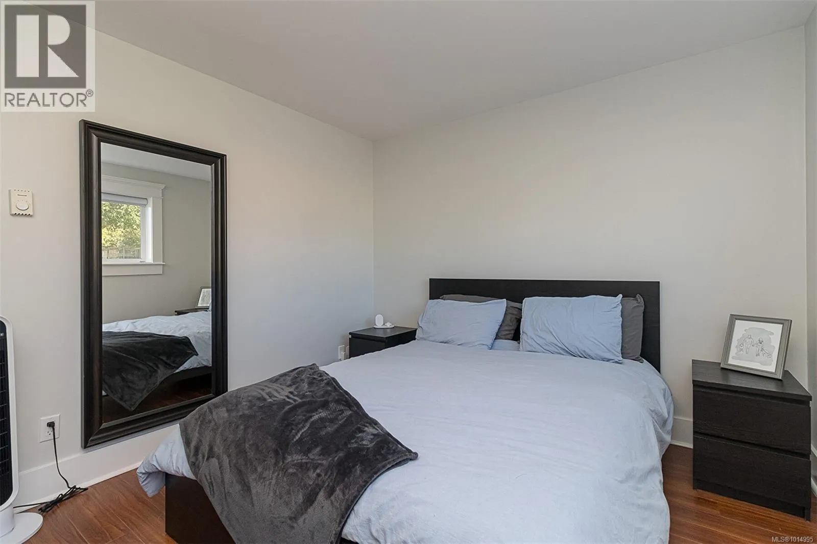596 Peto Pl