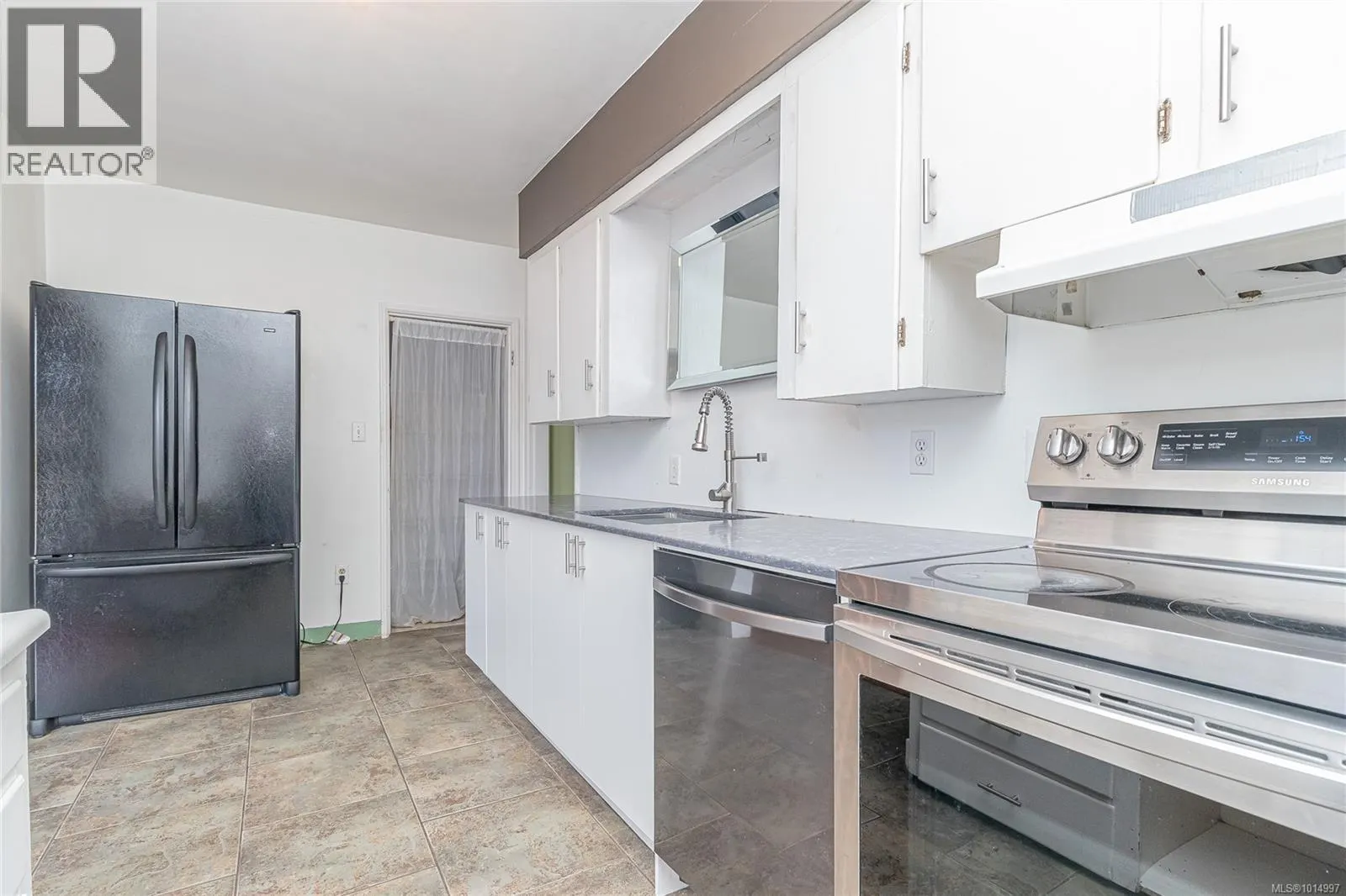 1124 Colville Rd