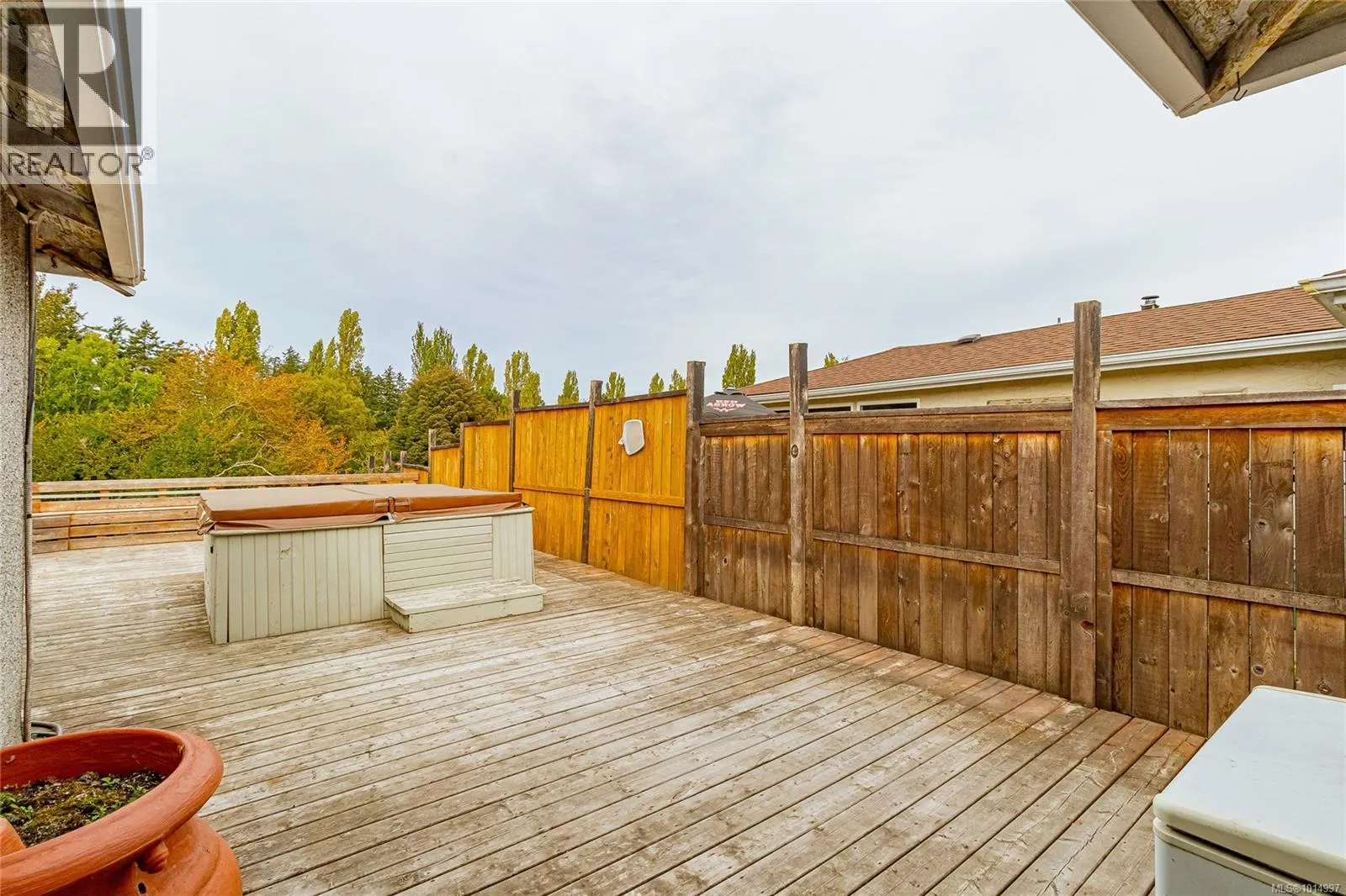 1124 Colville Rd
