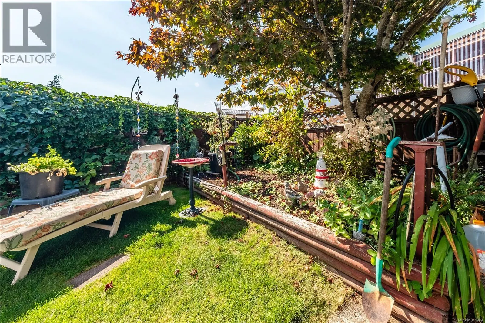 7 10980 Westdowne Rd