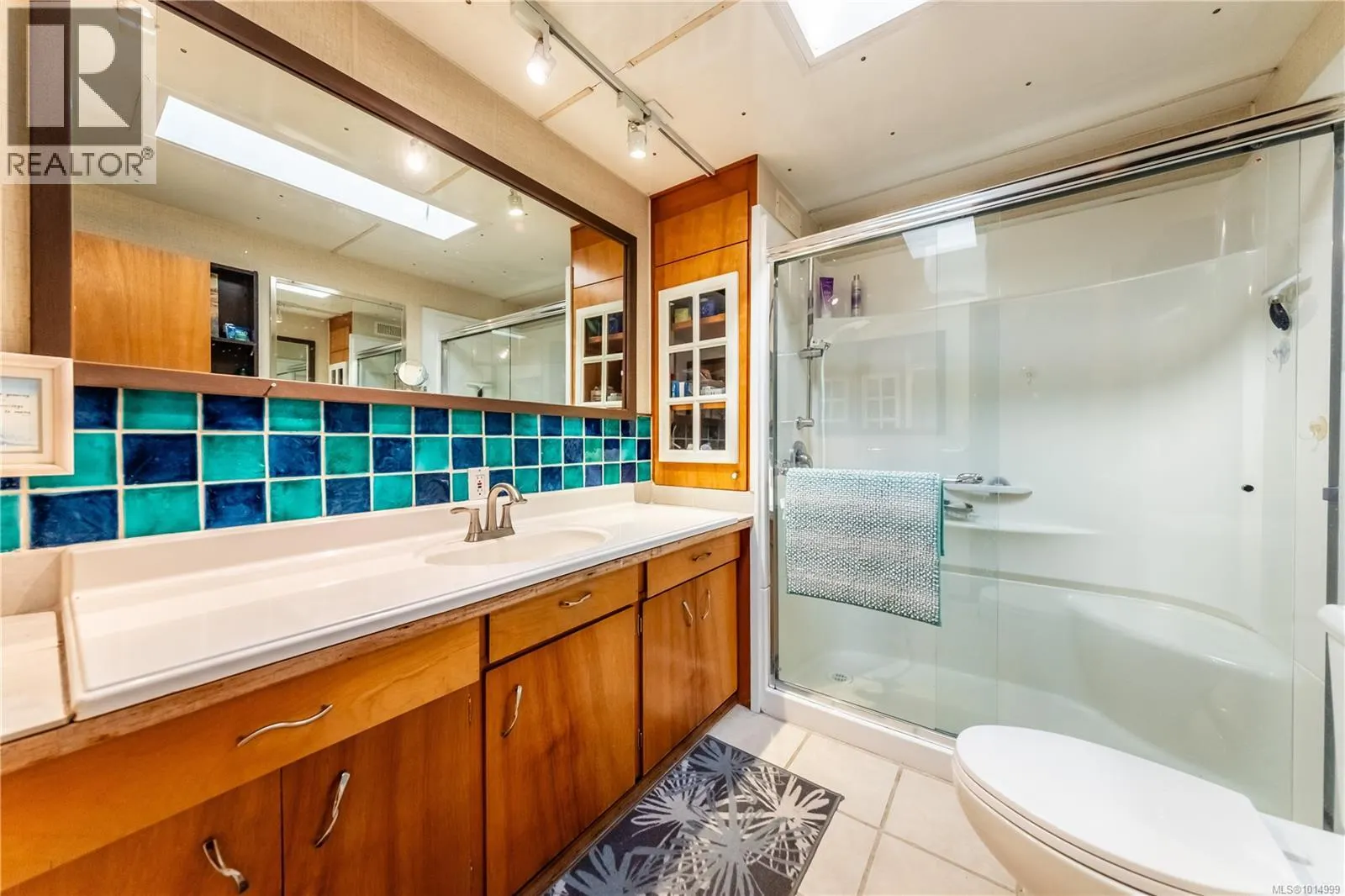 7 10980 Westdowne Rd