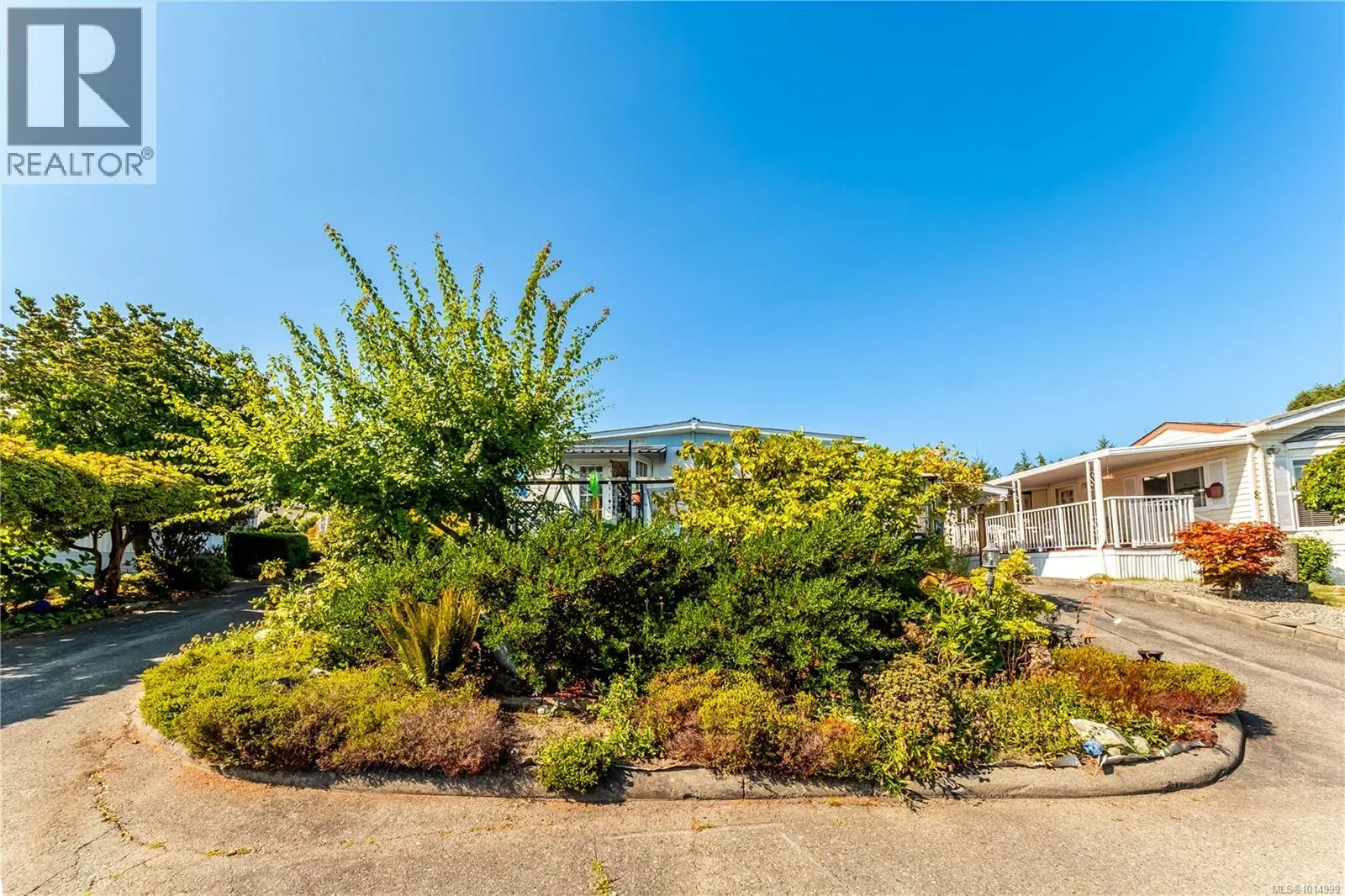 7 10980 Westdowne Rd