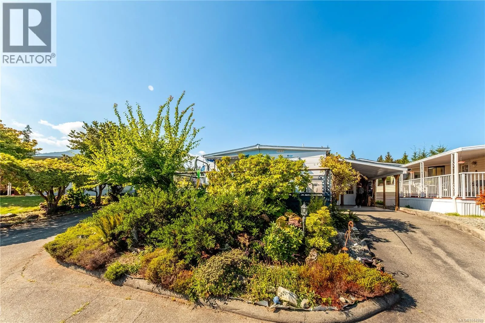 7 10980 Westdowne Rd