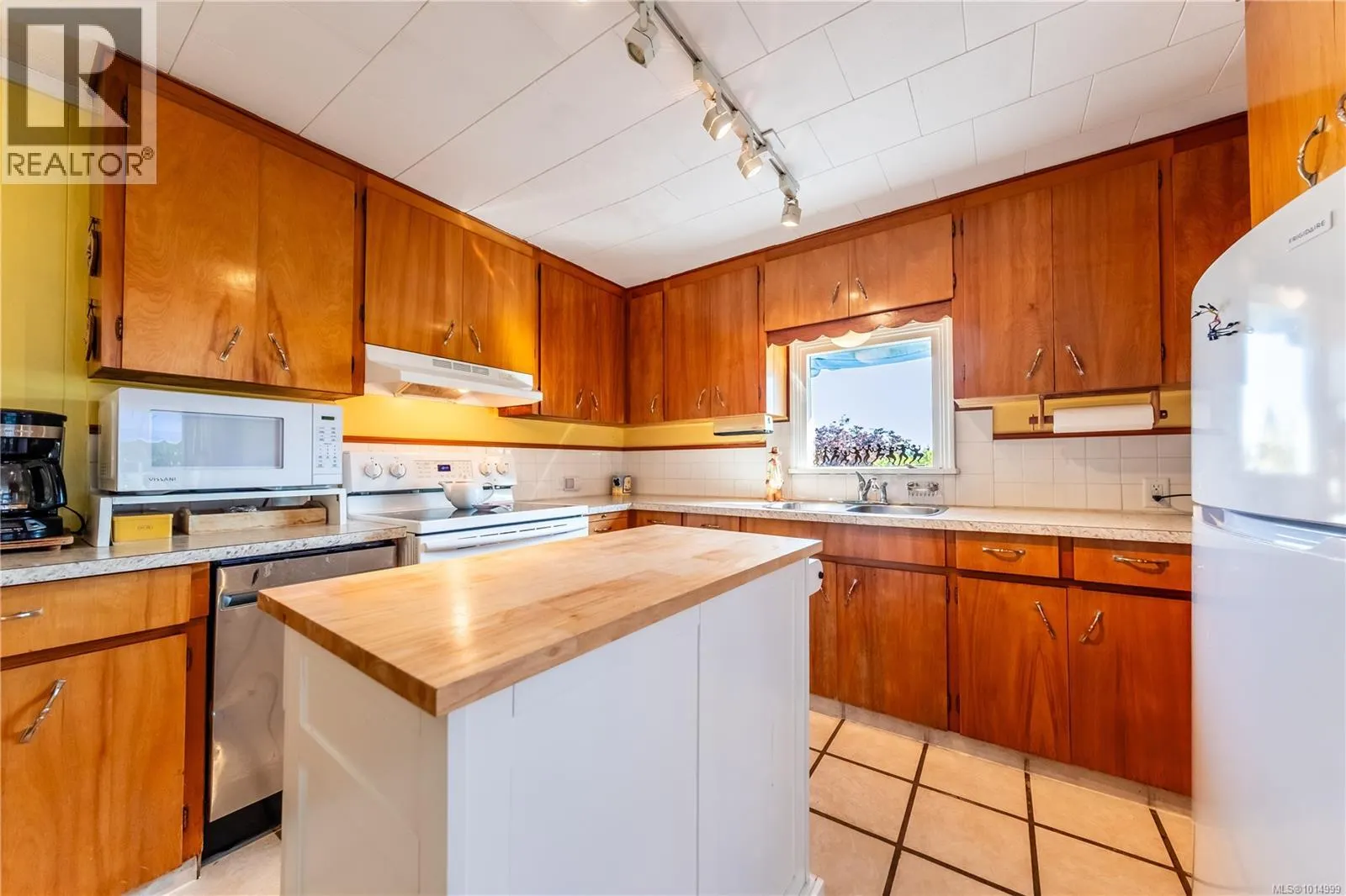 7 10980 Westdowne Rd