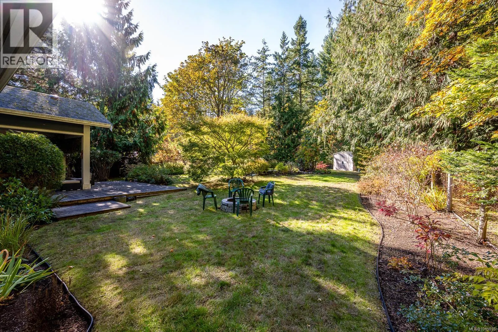 6505 Mystery Beach Rd
