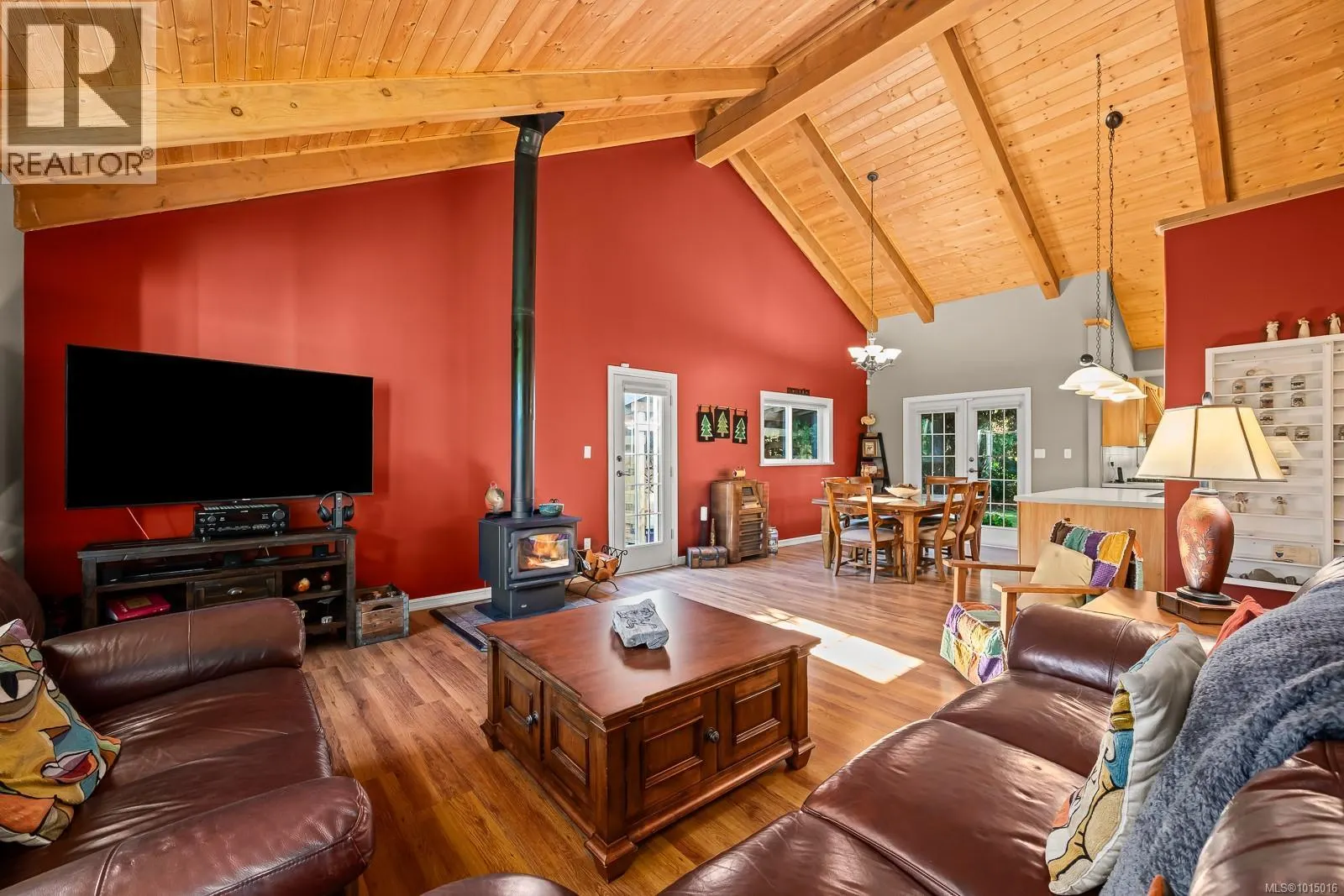6505 Mystery Beach Rd