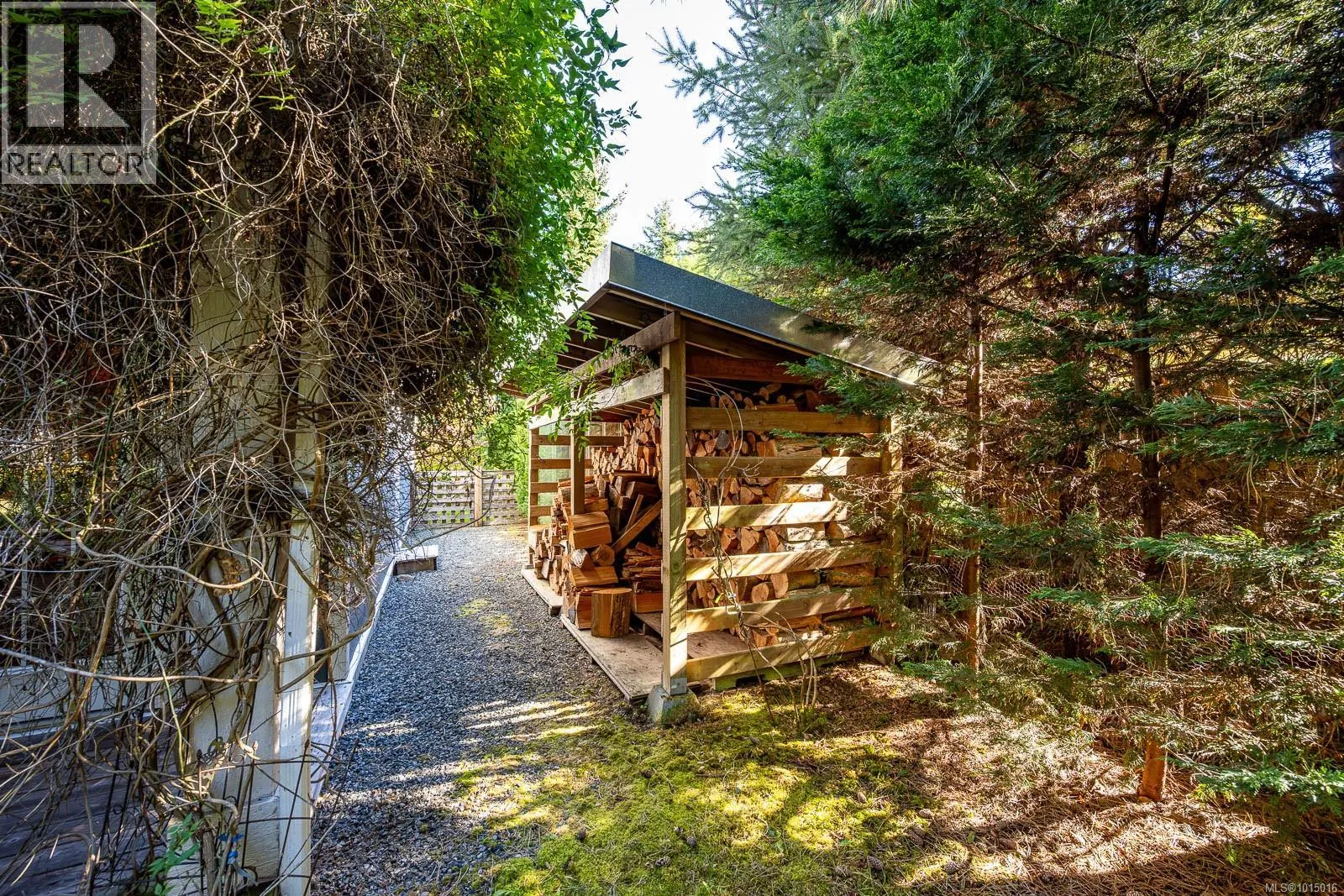 6505 Mystery Beach Rd