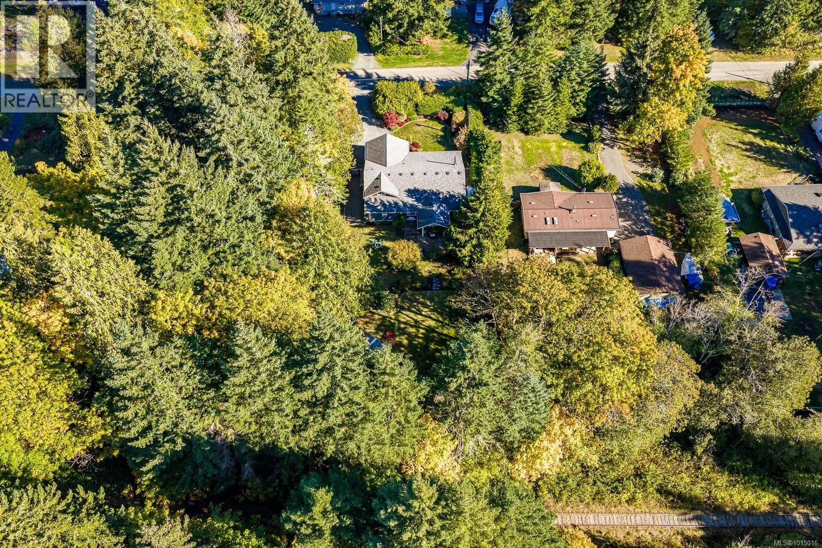 6505 Mystery Beach Rd