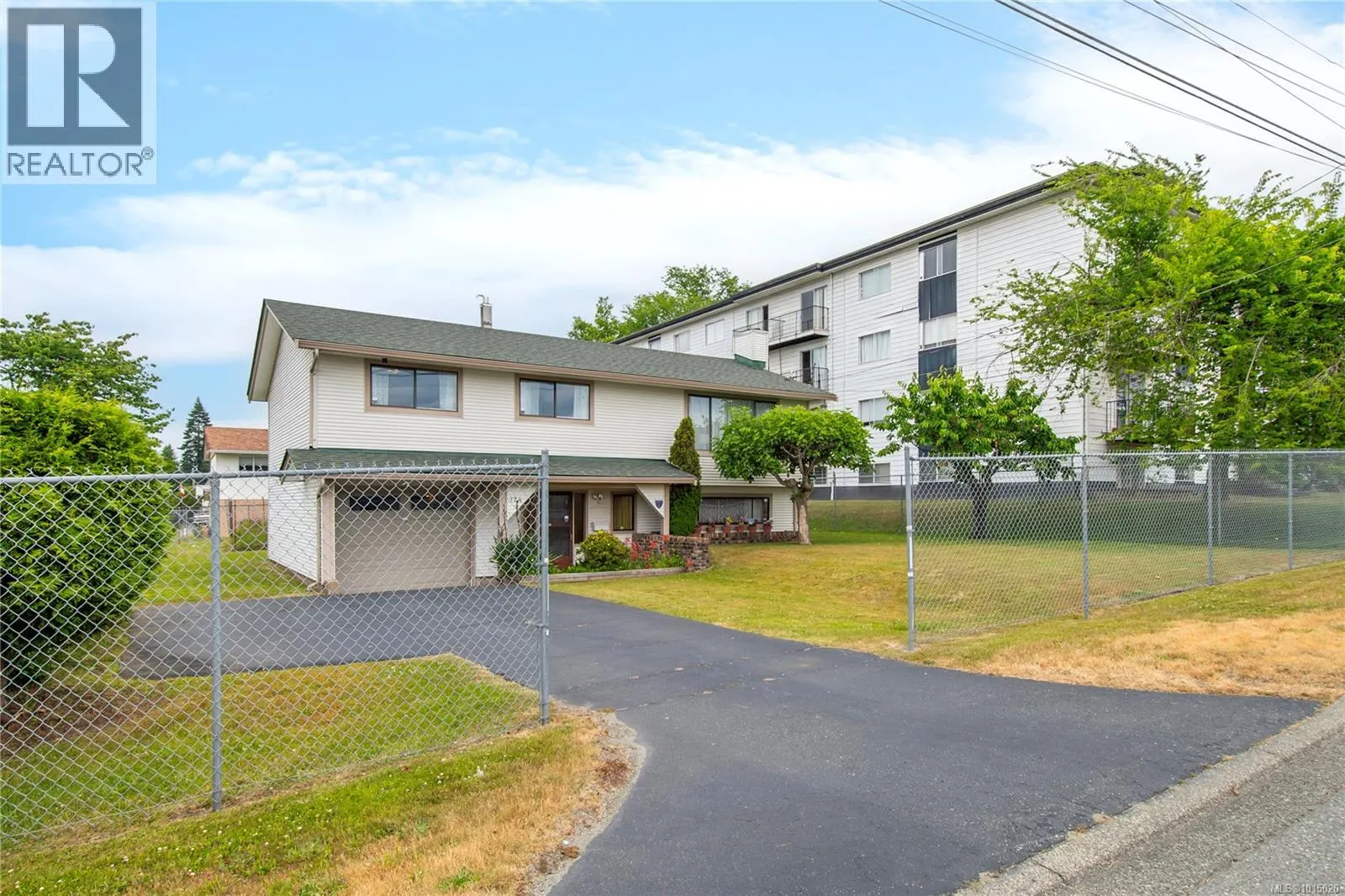724 4Th Ave