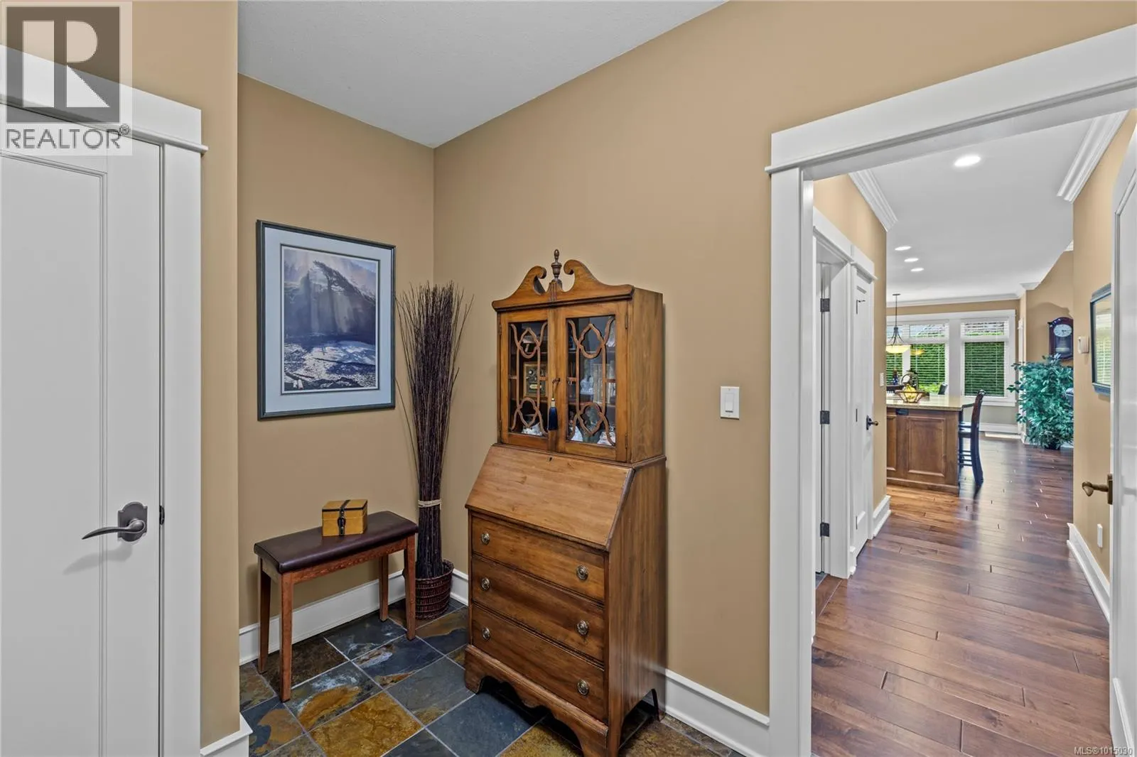 515 Eaglewood Crt
