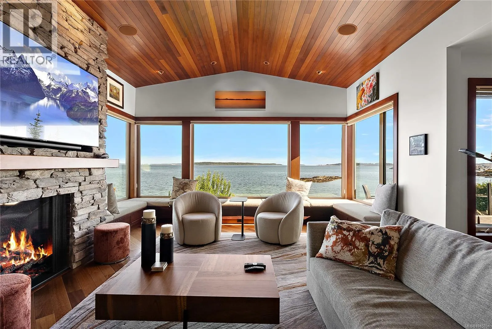10206 Surfside Pl