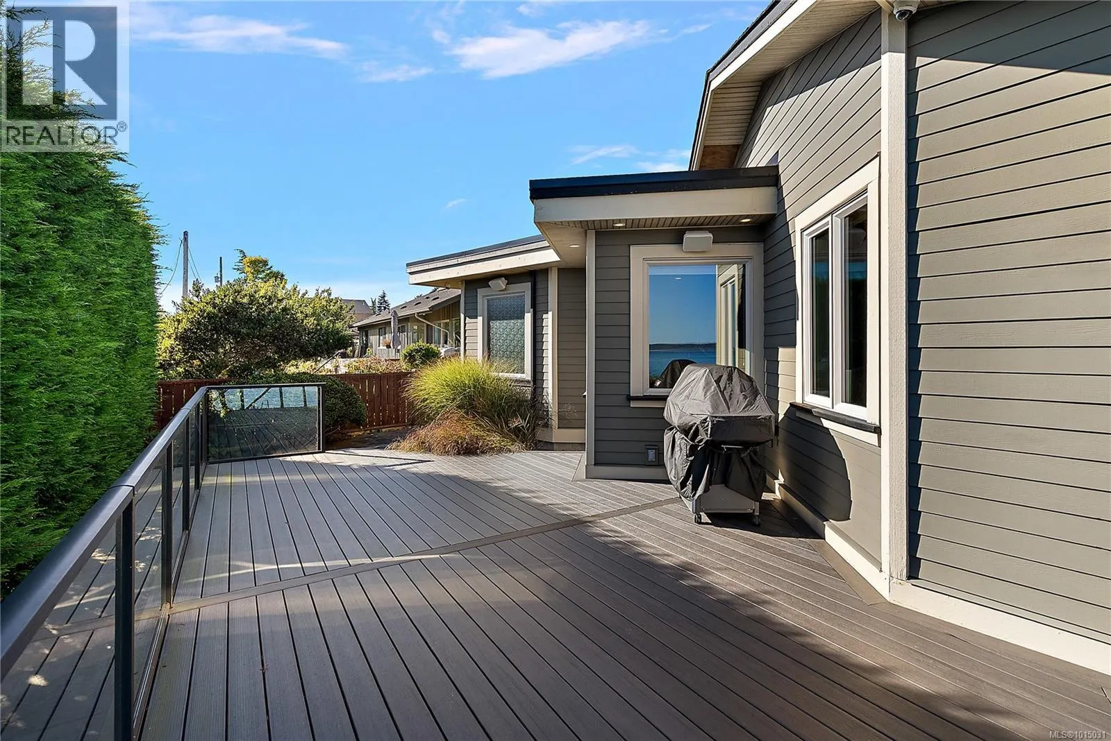 10206 Surfside Pl