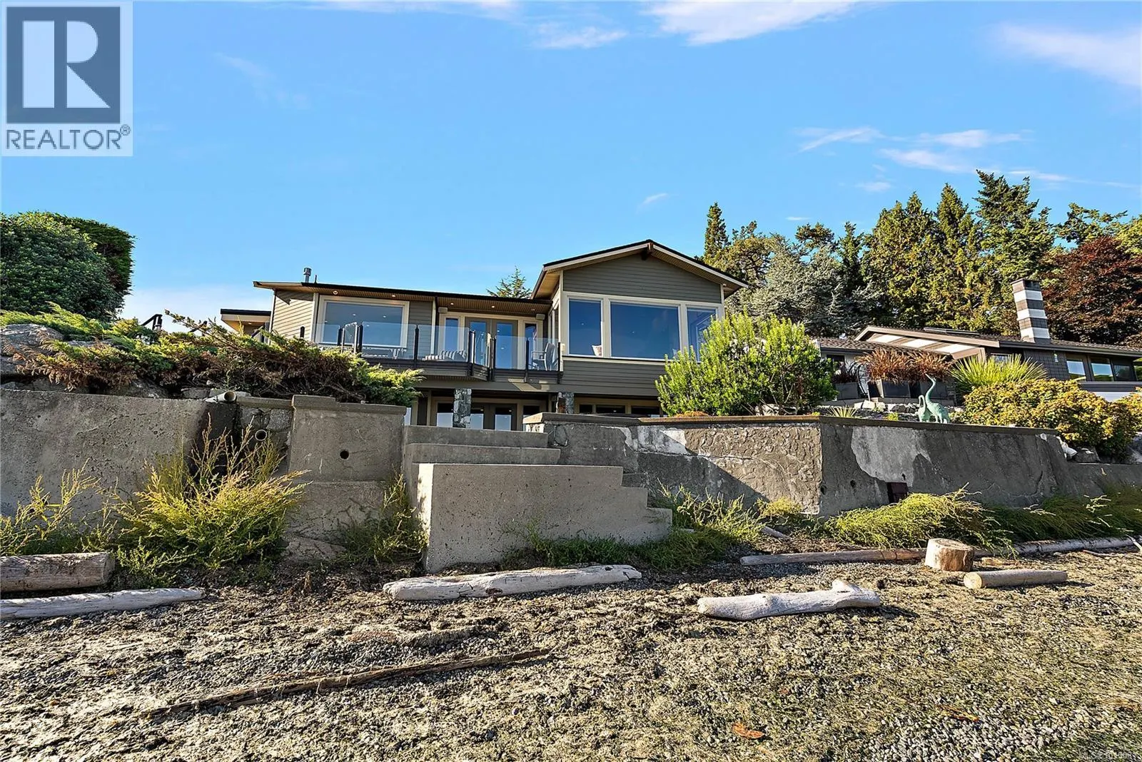 10206 Surfside Pl