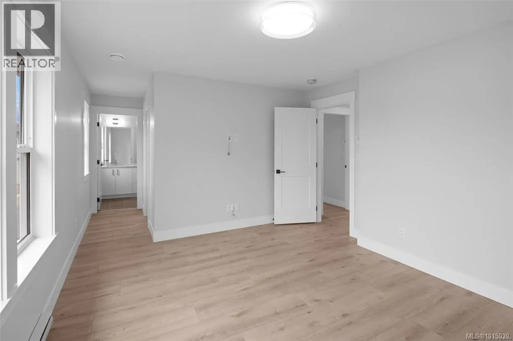 2267 Evelyn Lane