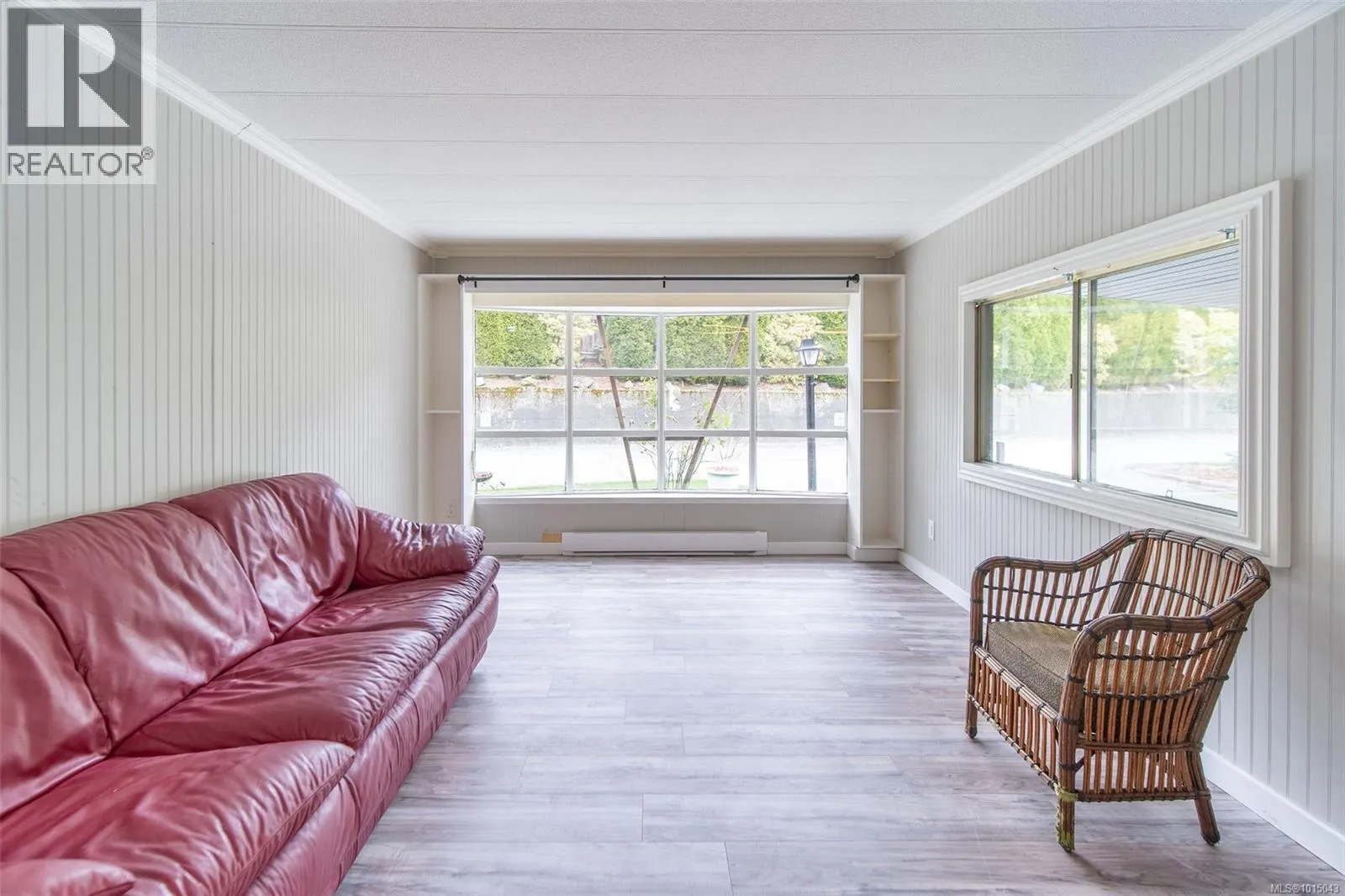 54 2587 Selwyn Rd