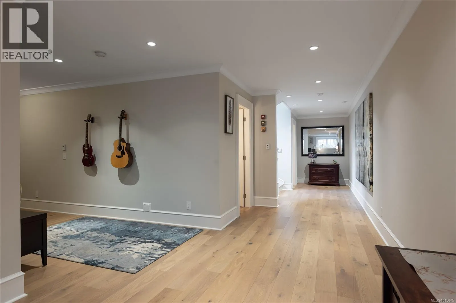2616 Queenswood Lane