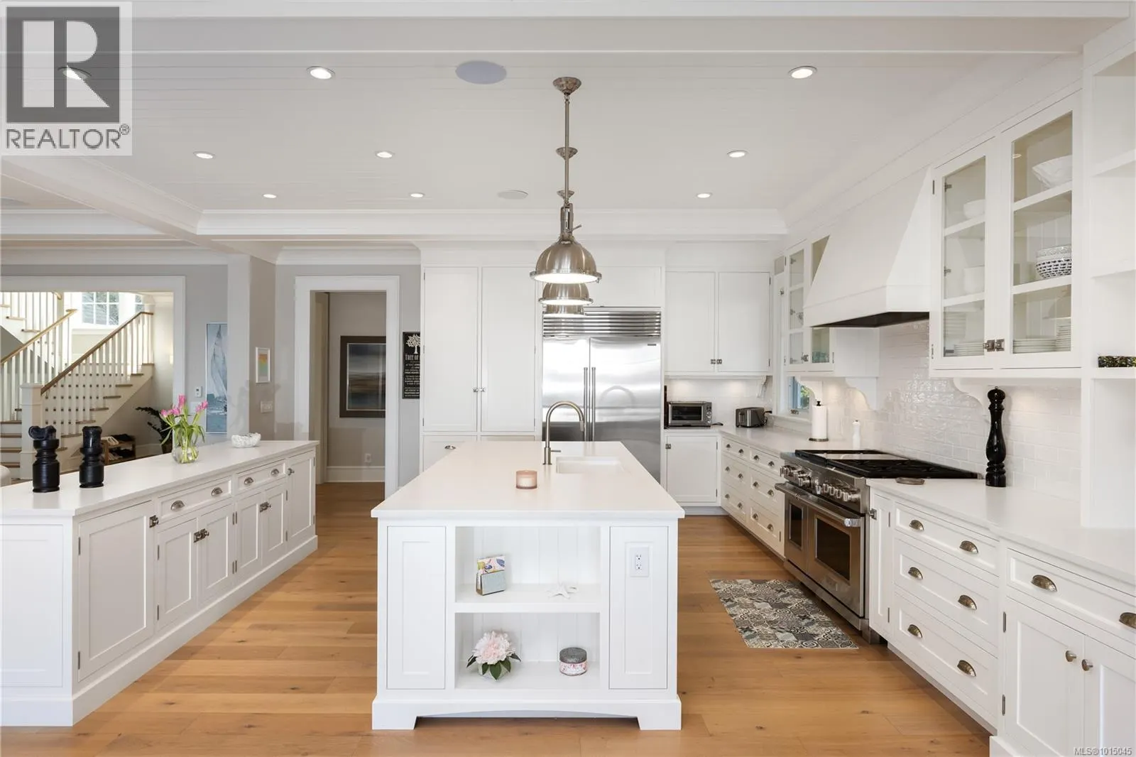 2616 Queenswood Lane