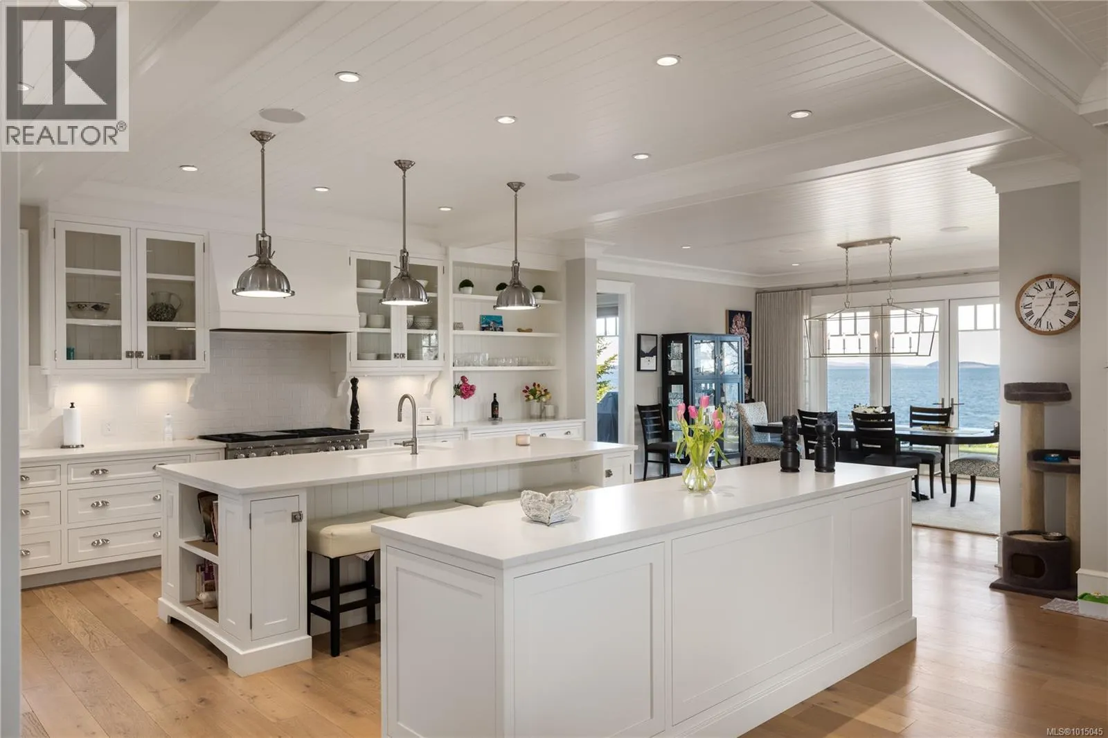 2616 Queenswood Lane
