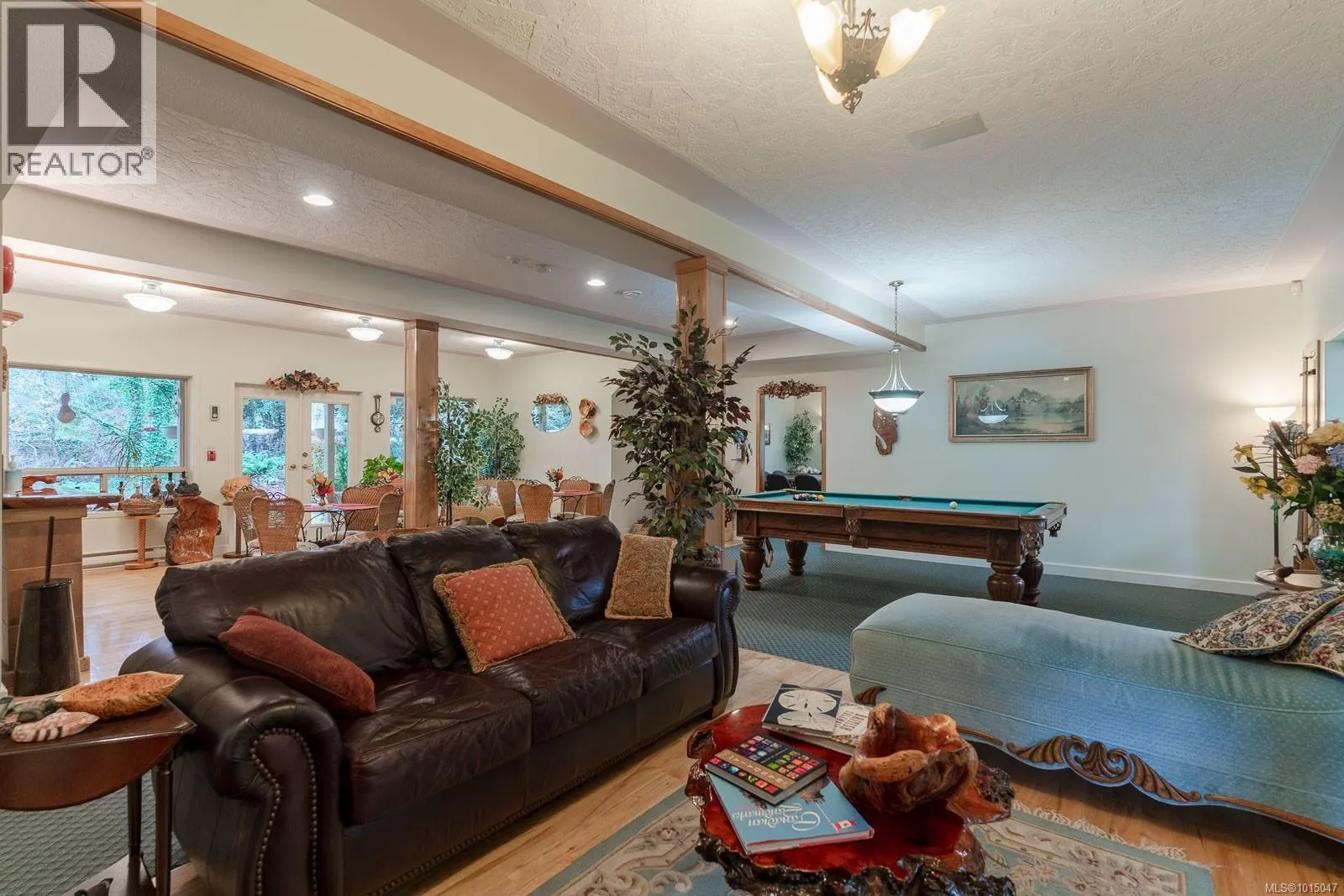 5895 River Rd