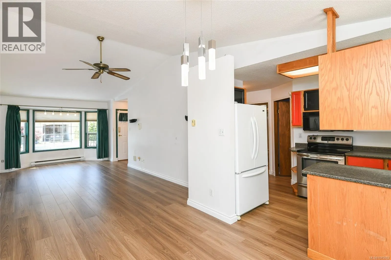 B 1250 Stewart Ave