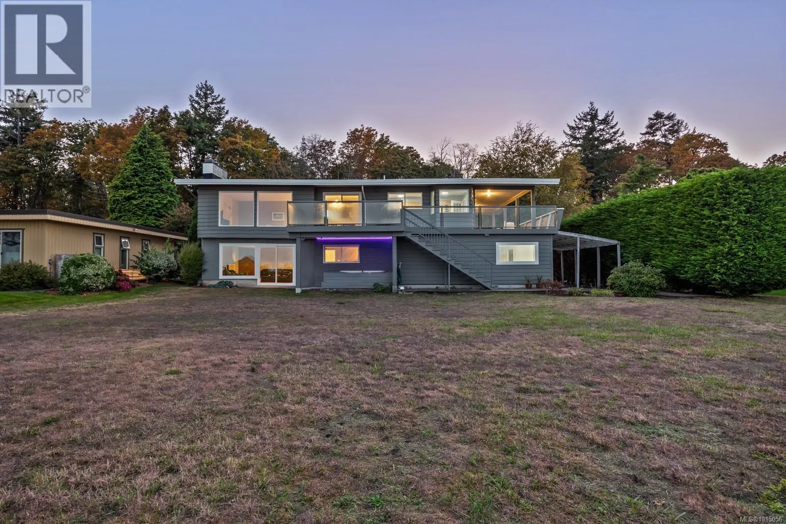 3440 Sandpiper Dr