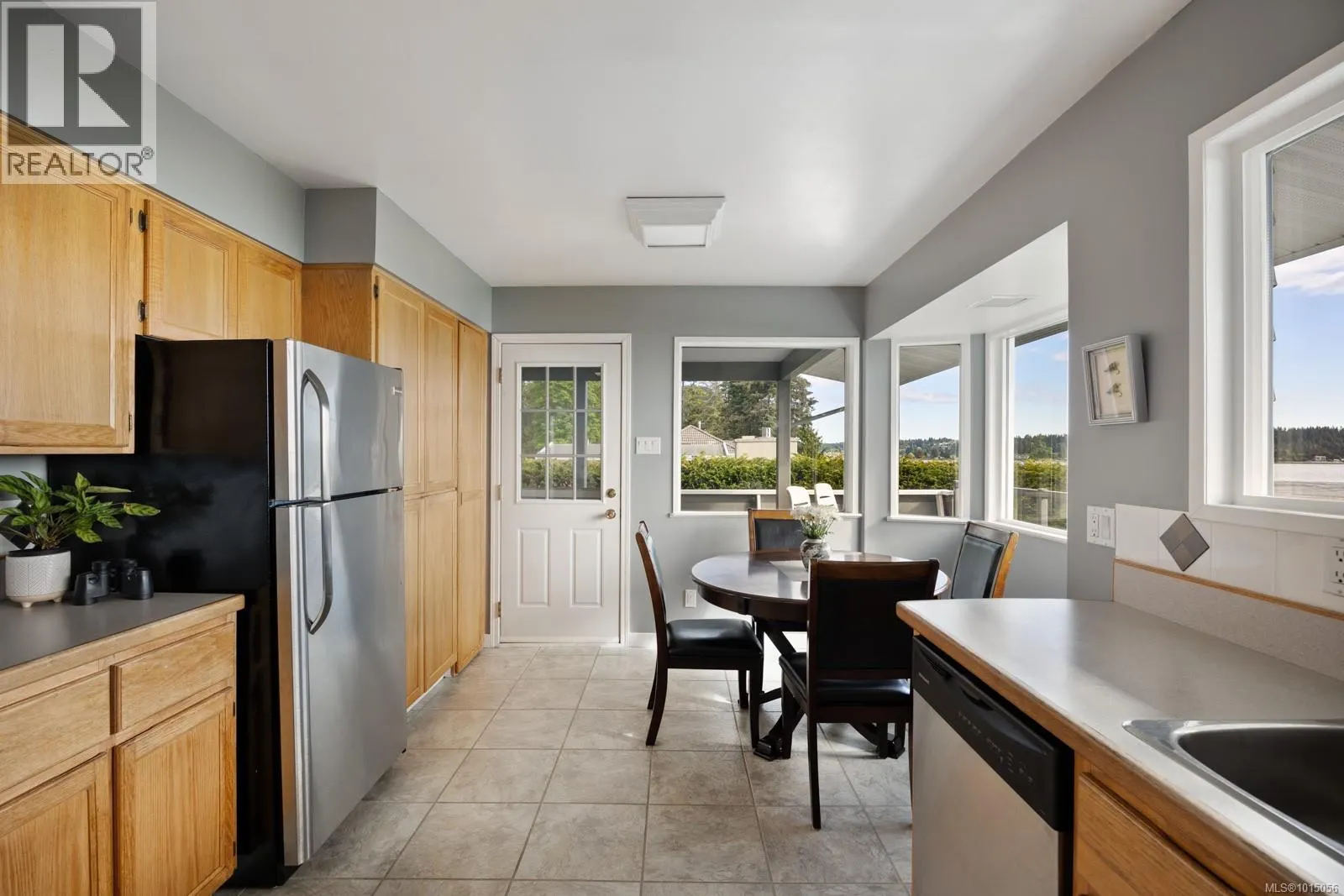 3440 Sandpiper Dr