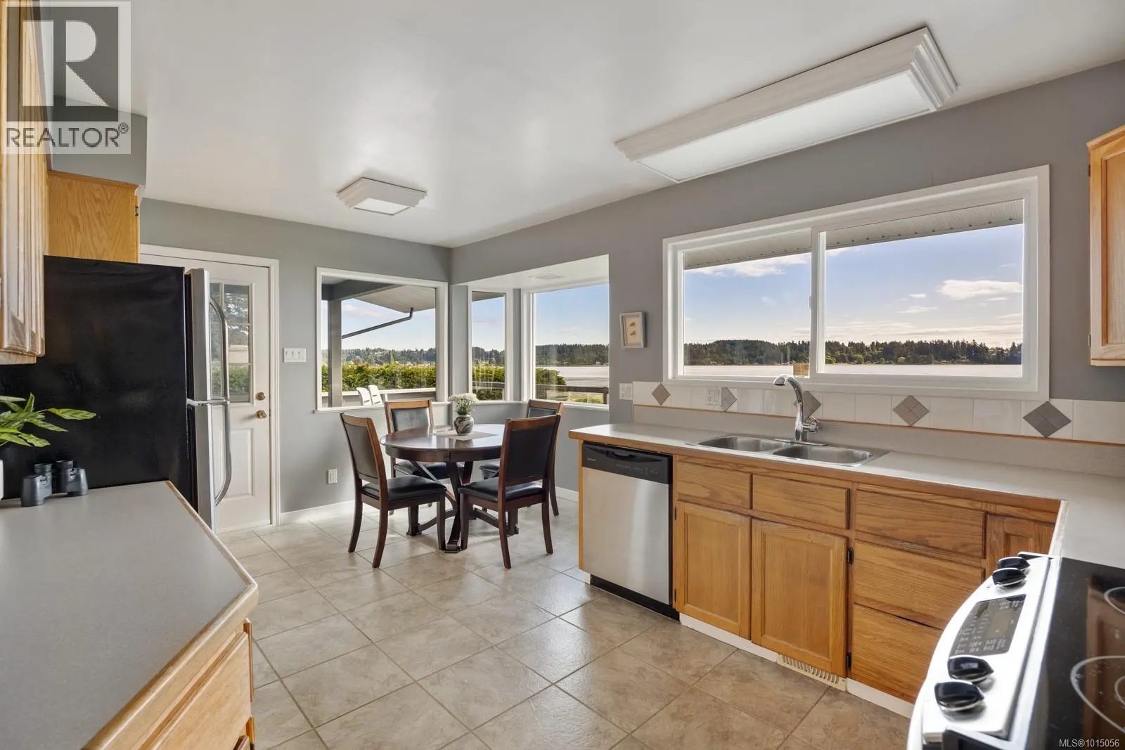 3440 Sandpiper Dr