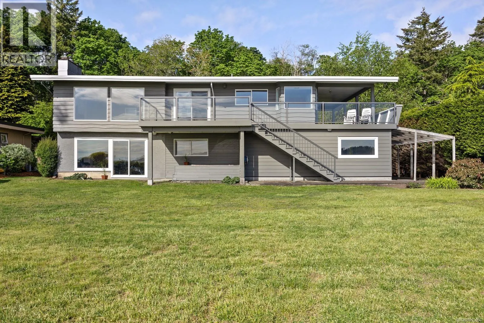 3440 Sandpiper Dr