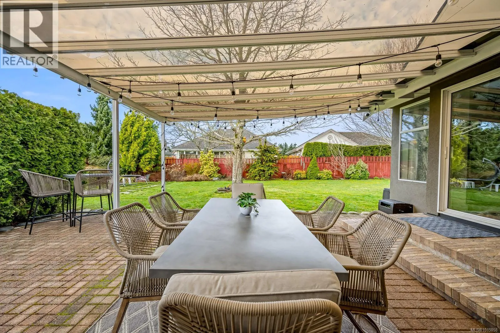 931 Crown Isle Dr