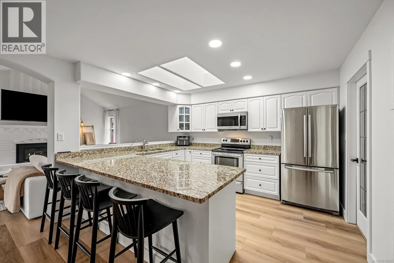 931 Crown Isle Dr