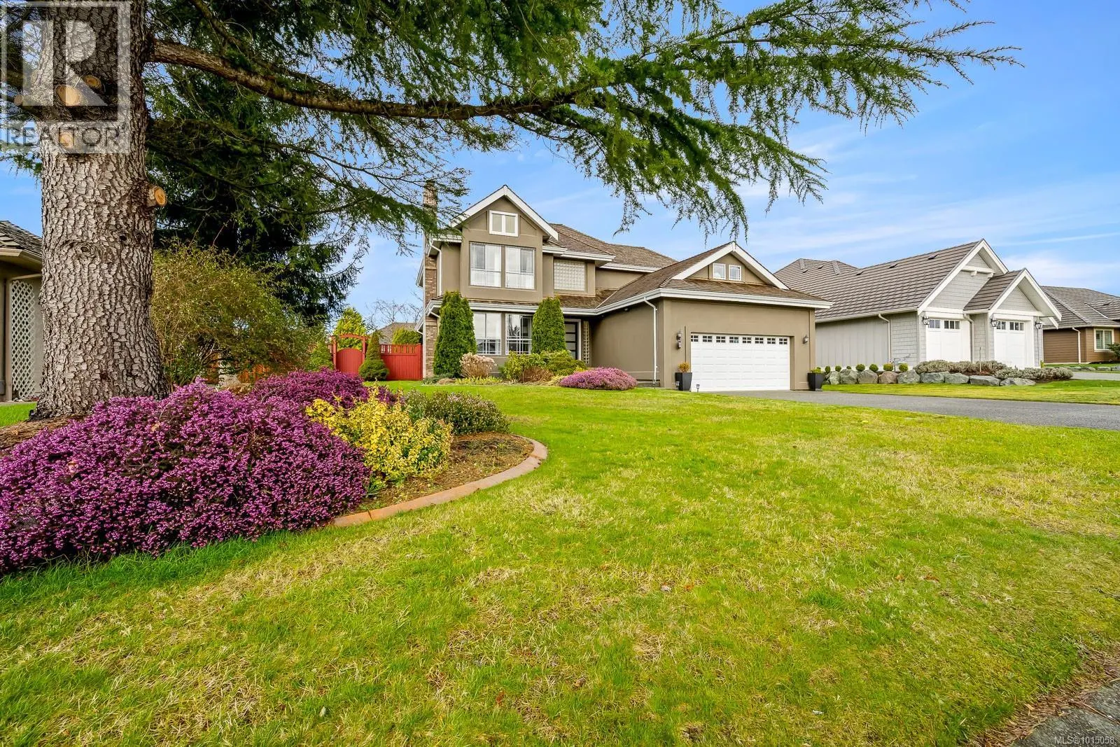 931 Crown Isle Dr