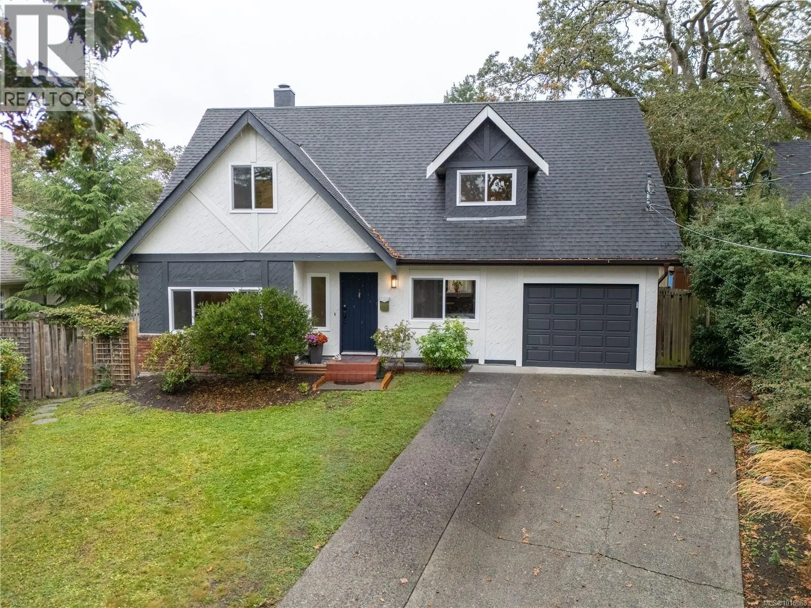 3909 Blenkinsop Rd