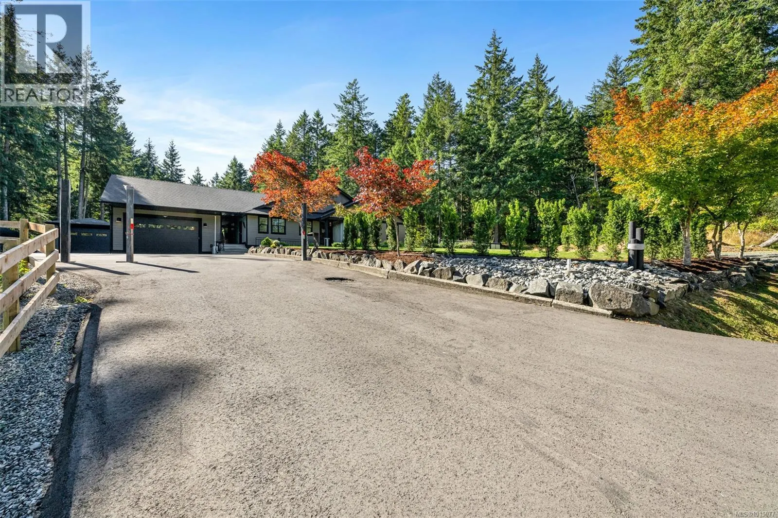 1750 Escarpment Way