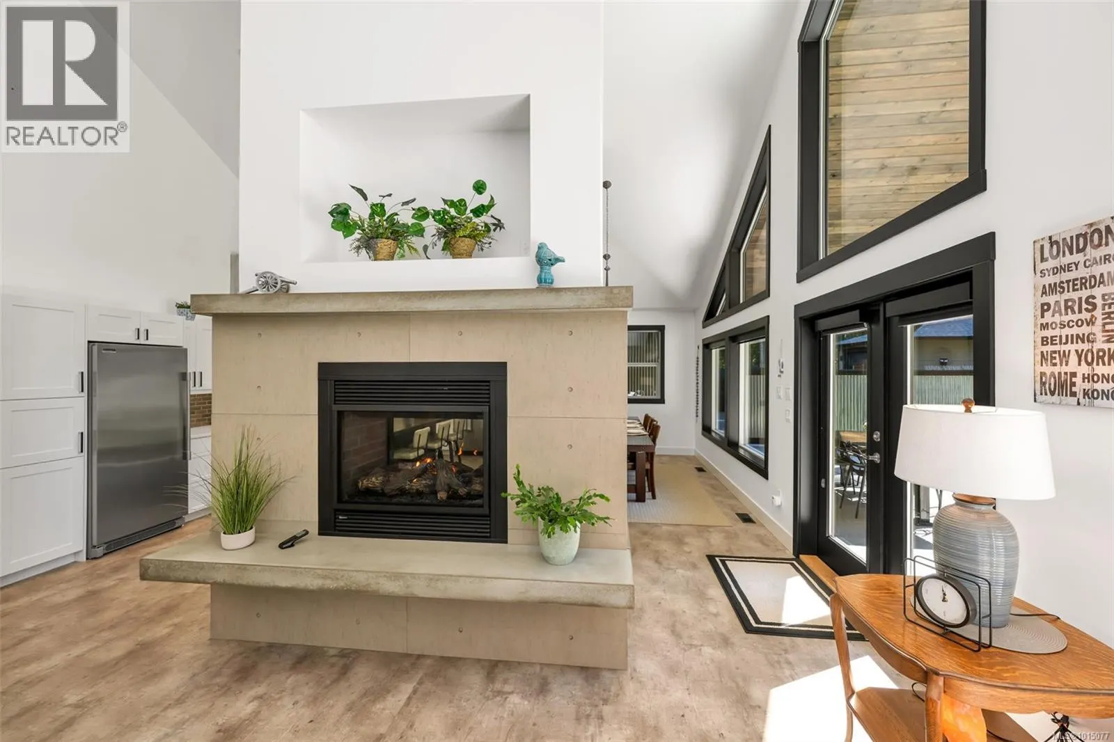 1750 Escarpment Way