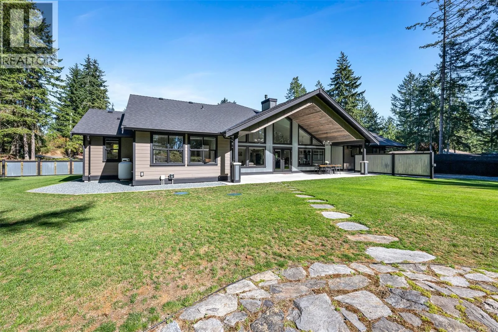 1750 Escarpment Way