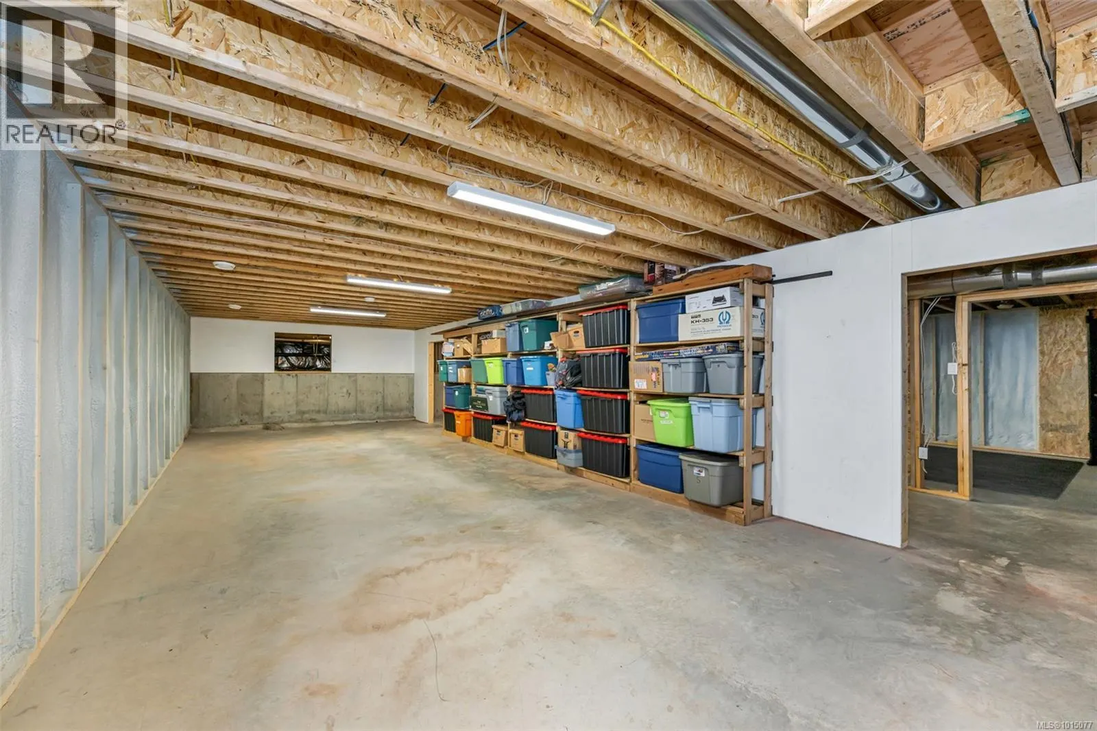 1750 Escarpment Way