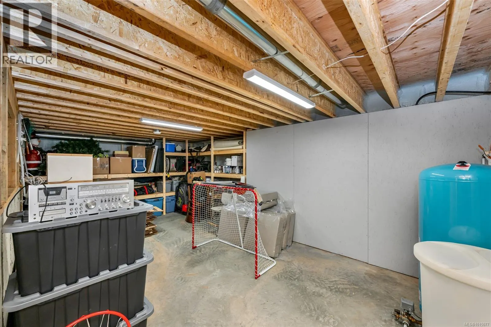 1750 Escarpment Way